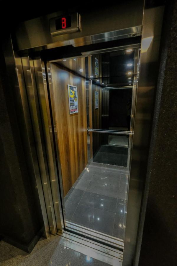 Delux Apartmani Bulevar Сараево Екстериор снимка